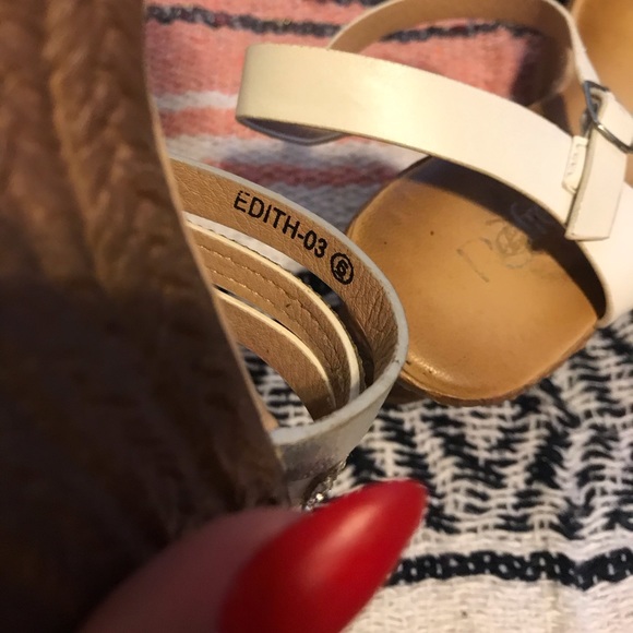 Women’s Platforms - Picture 6 of 6